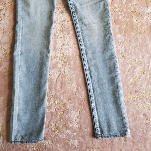 DIVIDED | Jean's - Picture 8 of 15